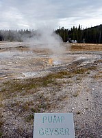 Yellowstone Old faithfull et ses environs (22).JPG